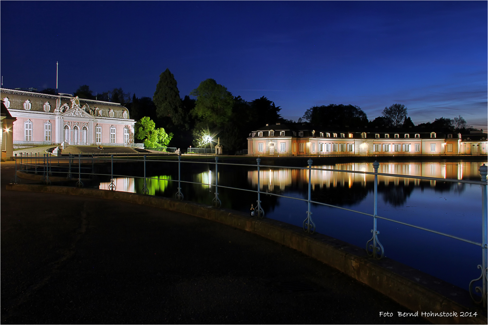 Schloss Benrath ...