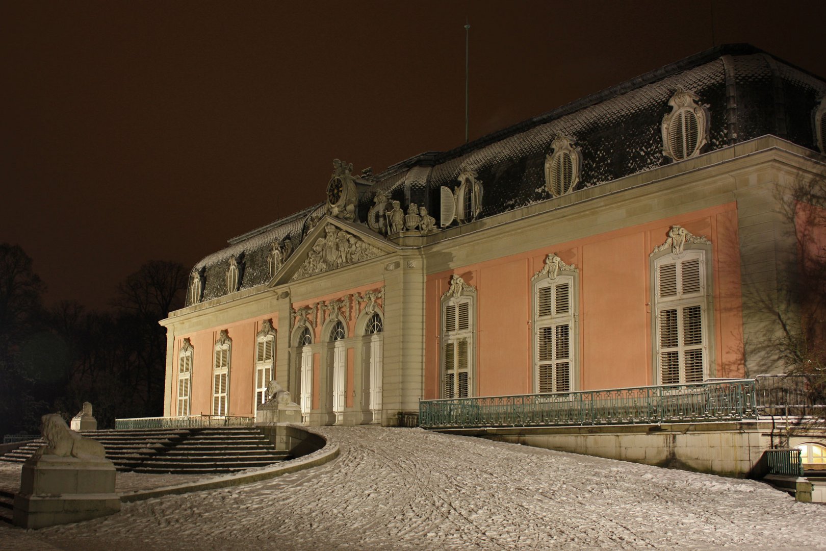 Schloss Benrath bei Nacht No. 2