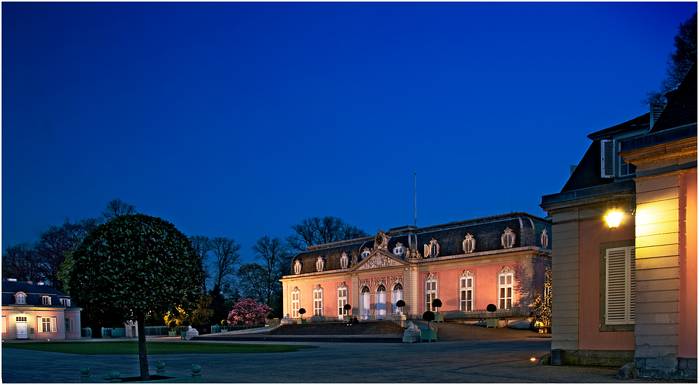 Schloss Benrath Frontansicht