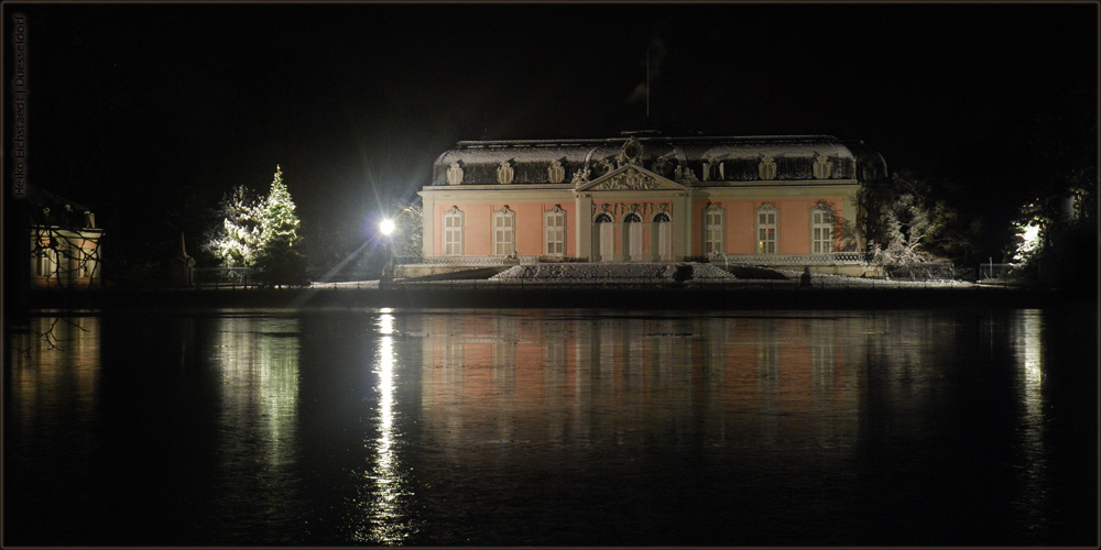 Schloß Benrath in den Nacht vom 7. auf den 8. Dezember