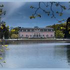 Schloss Benrath Schloss-Teich