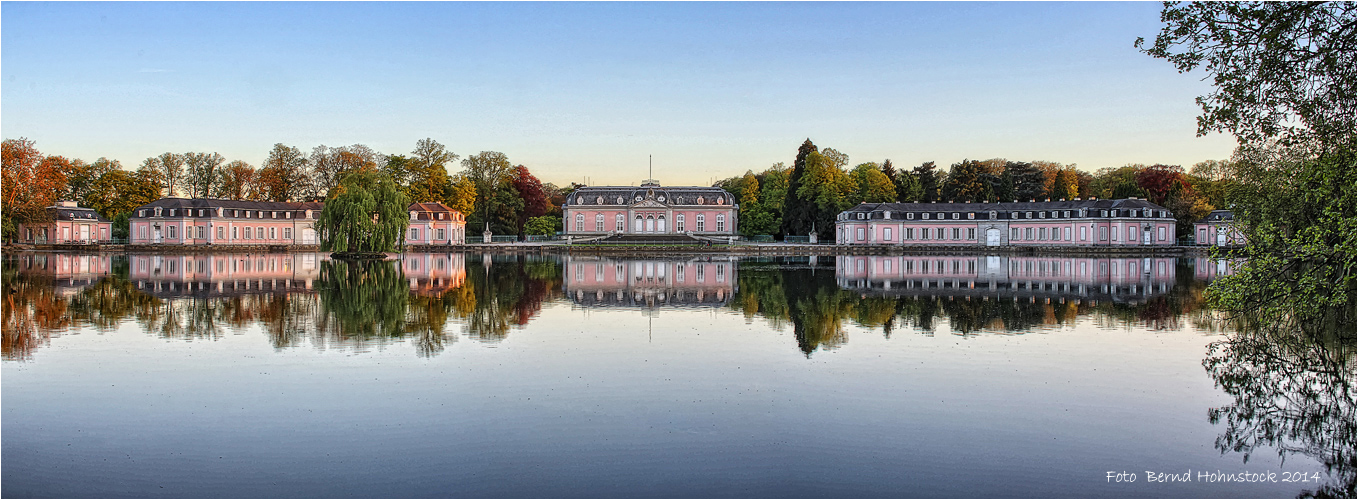 Schloß Benrath zu Düsseldorf ....