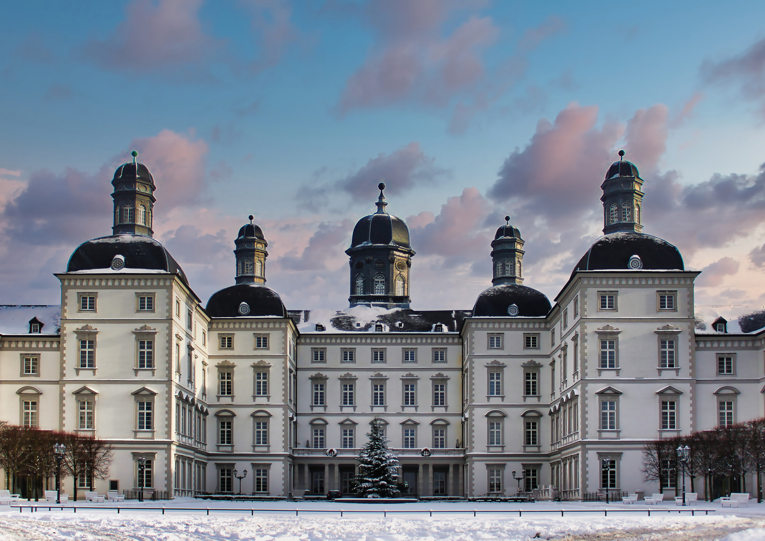 Schloss Bensberg im Schnee