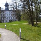 Schloss Bensberg in Frühjahr