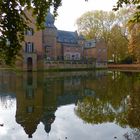 Schloss Bergerhausen im Herbst 