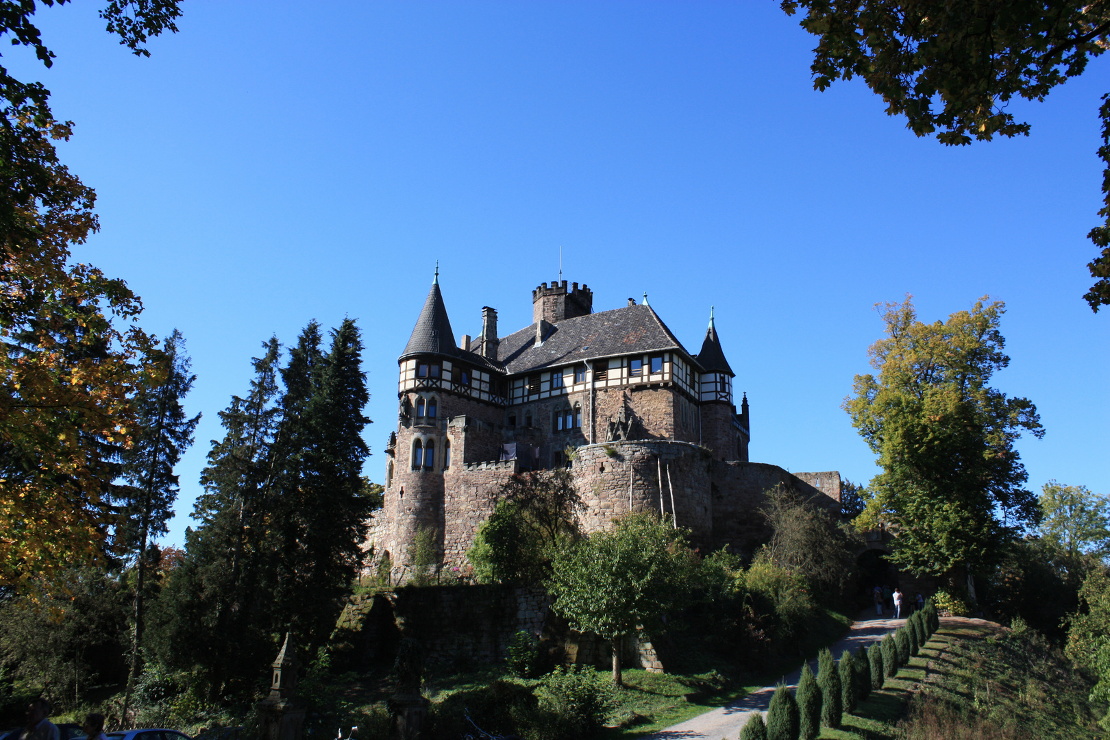 Schloß Berlepsch bei Witzenhausen im herbstlichen Sonnenschein...