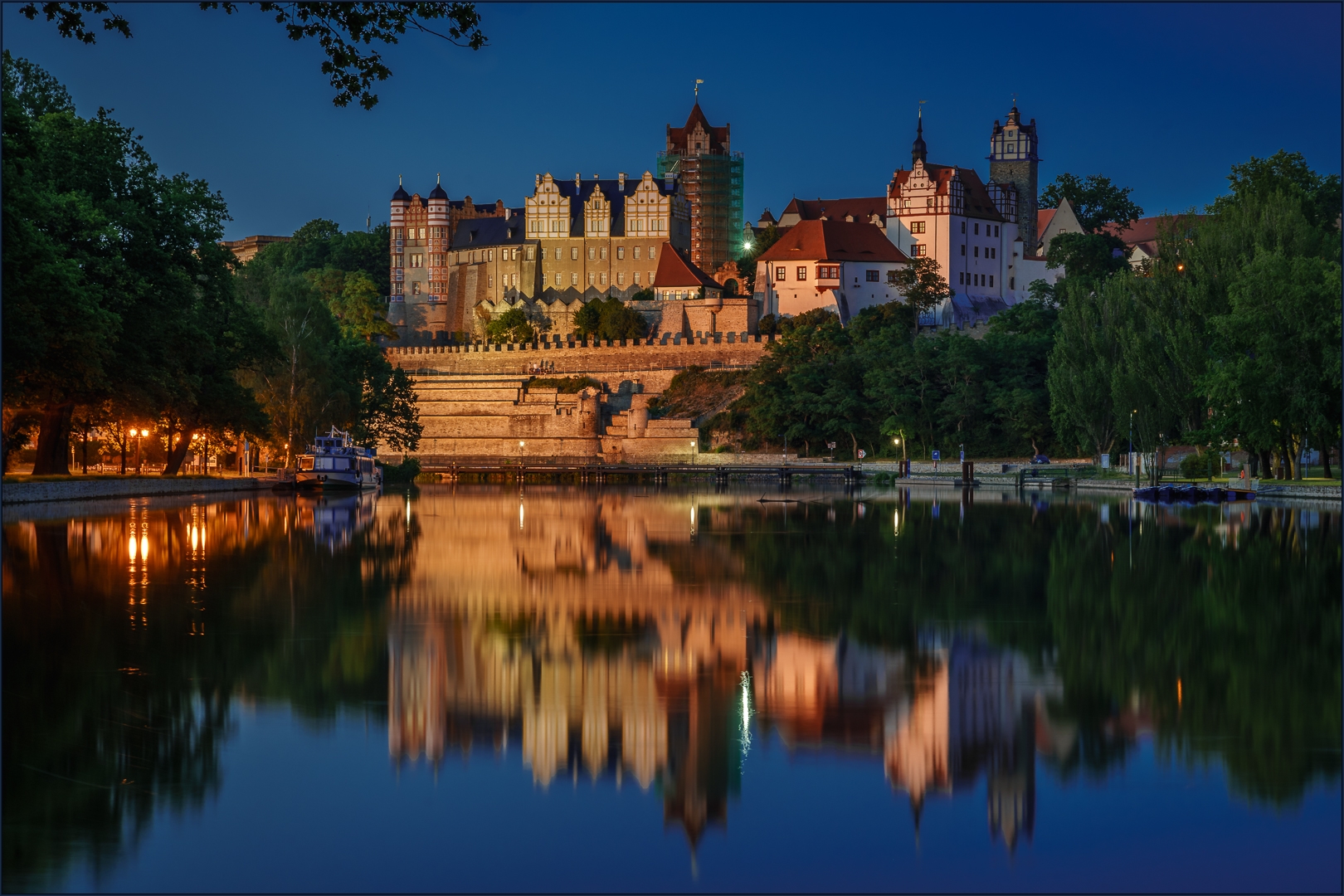 Schloss Bernburg Foto & Bild world, spezial, wasser Bilder auf