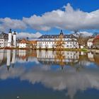 Schloss Blankenhain im Frühlingsspiegel 