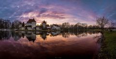 Schloss Blutenburg in München bei Sonnenuntergang