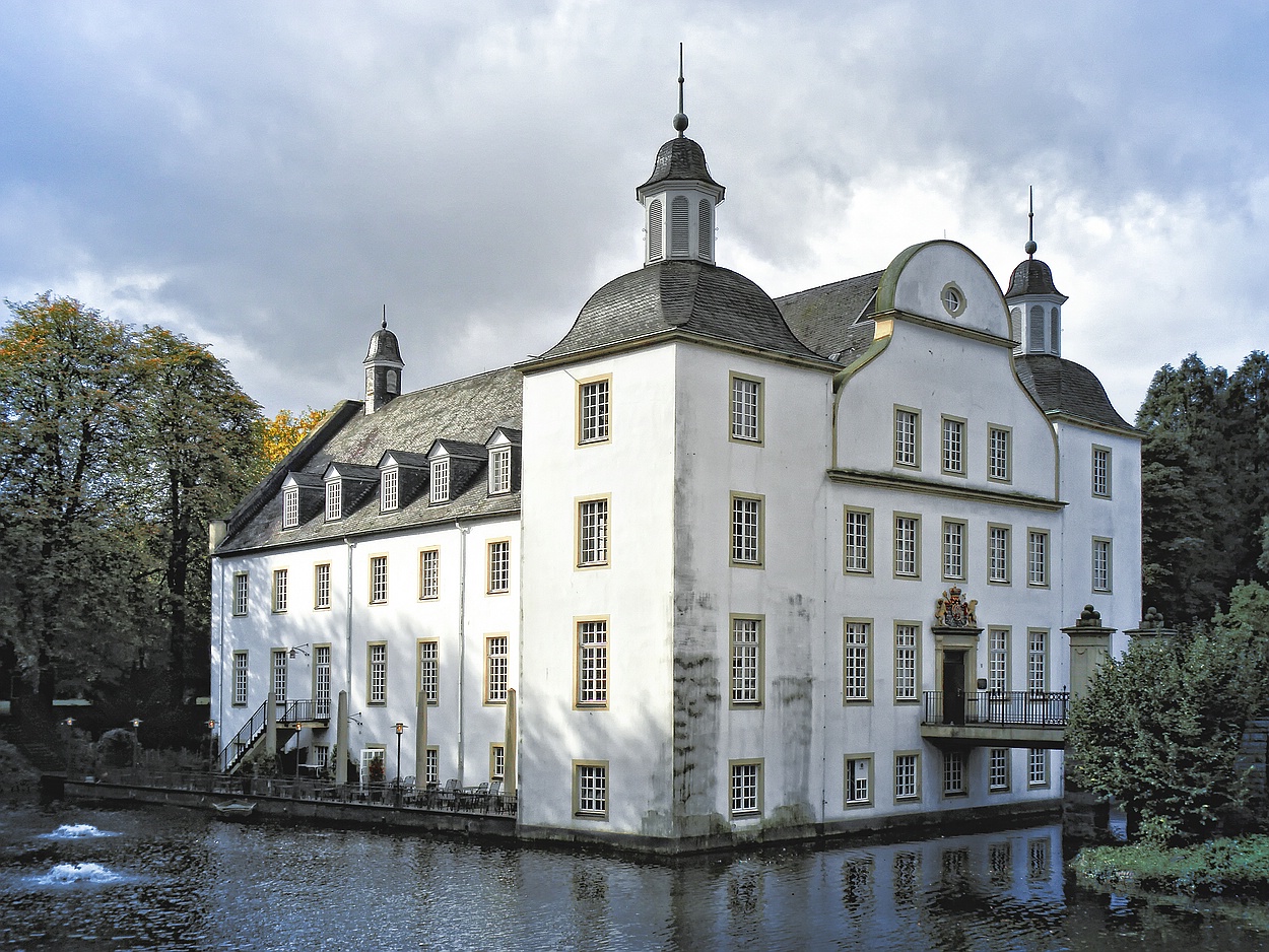 Schloß Borbeck im Frühherbst