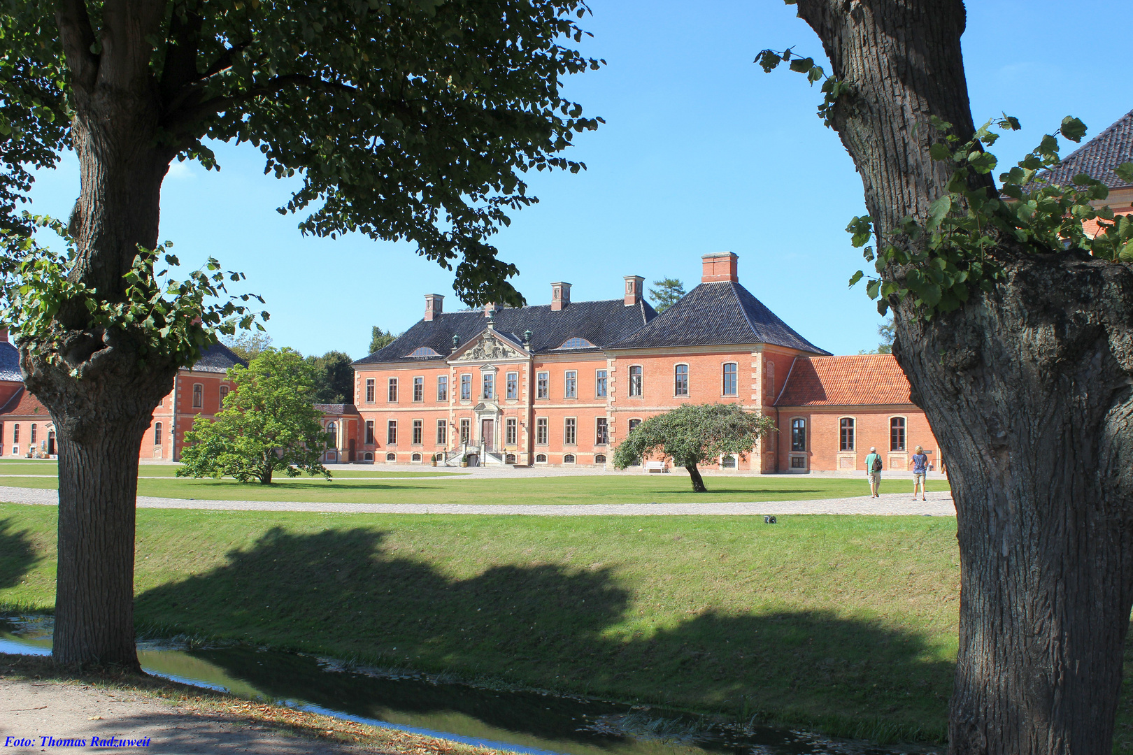 Schloß Botmer, mitten in der Natur Mecklenburg-Vorpommerns.