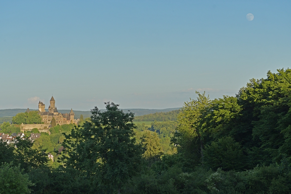 Schloss Braunfels und der Supermond 01