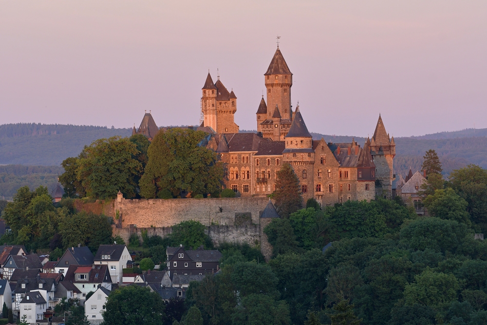 Schloss Braunfels und der Supermond 04