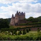 Schloss Bürresheim . .