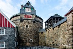 Schloss Burg - Festungsturm am Wehrgang