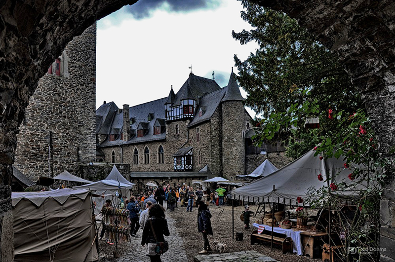 Schloss Burg, Mittelaltermarkt XVII