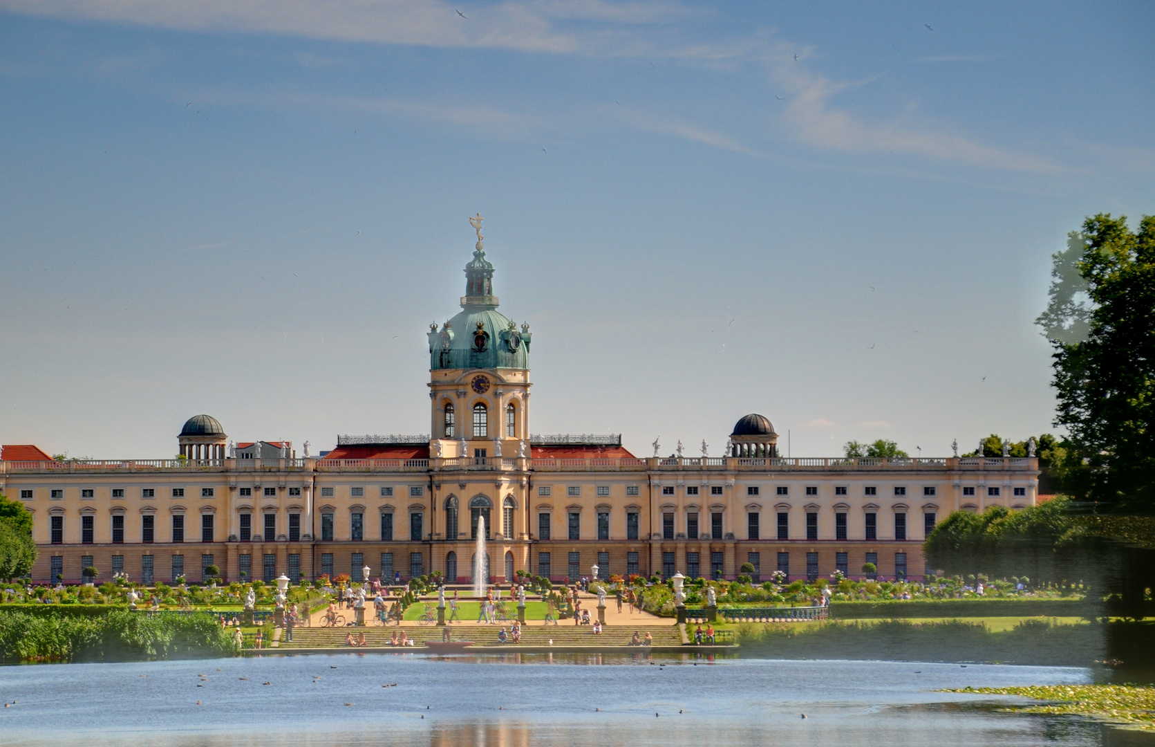 Schloss Charlottenburg mal mit HDR behandelt (erste Versuche)