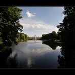 Schloss Charlottenburg.......... von der "kleinen roten Brücke" aus gesehen