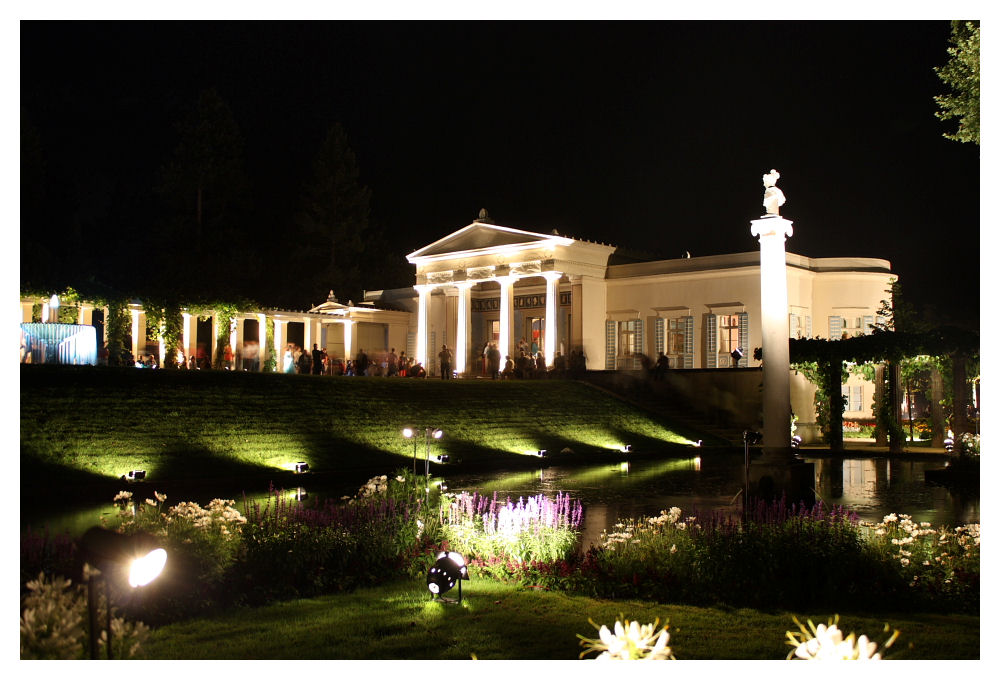 Schloss Charlottenhof im Licht