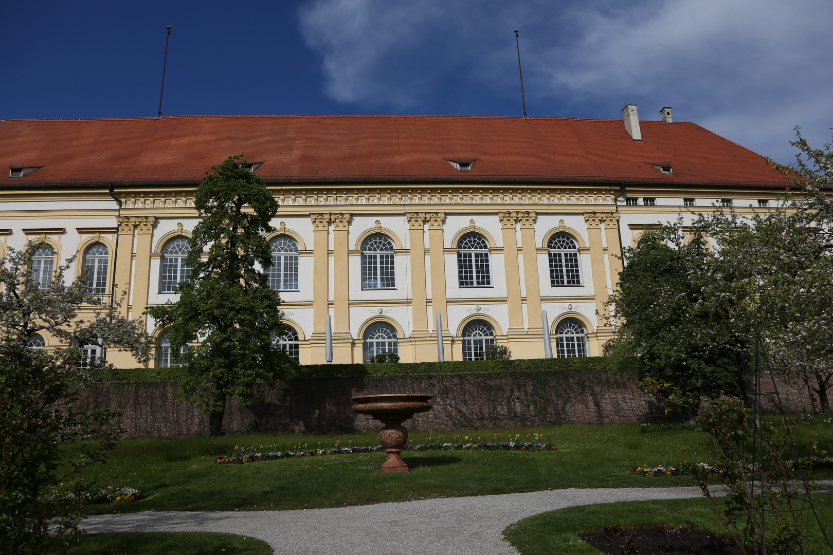 Schloss Dachau.....