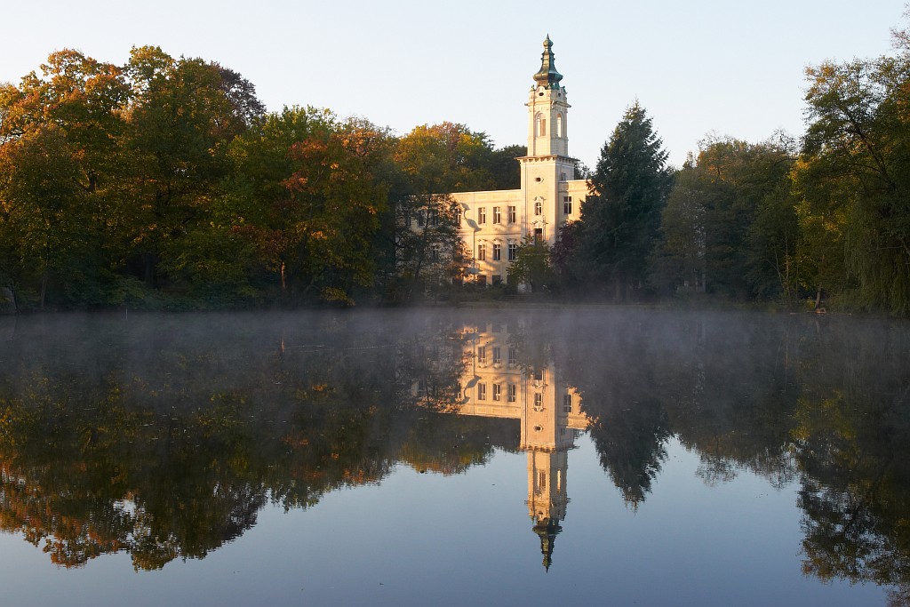 Schloss Dammsmühle am Morgen