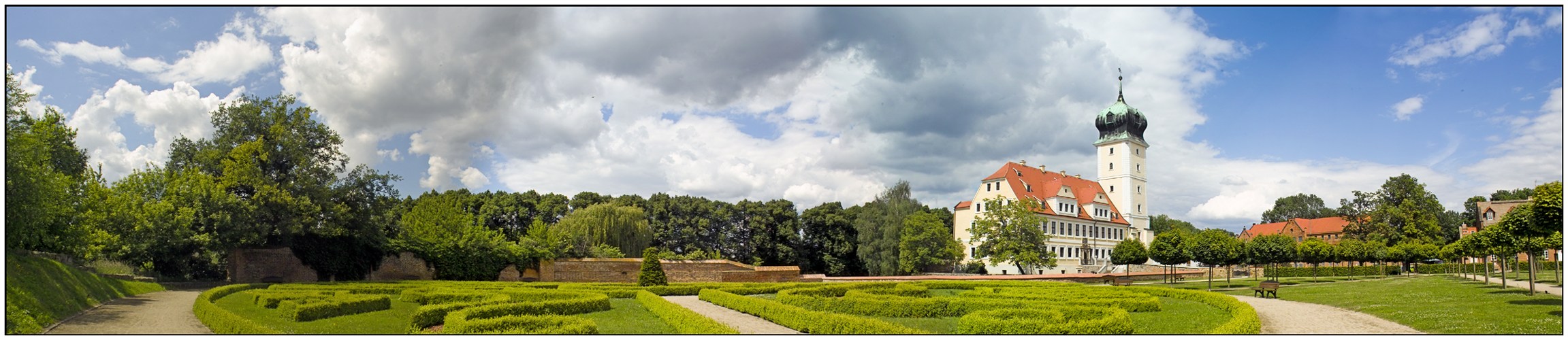 Schloß Delitzsch mit Barockgarten