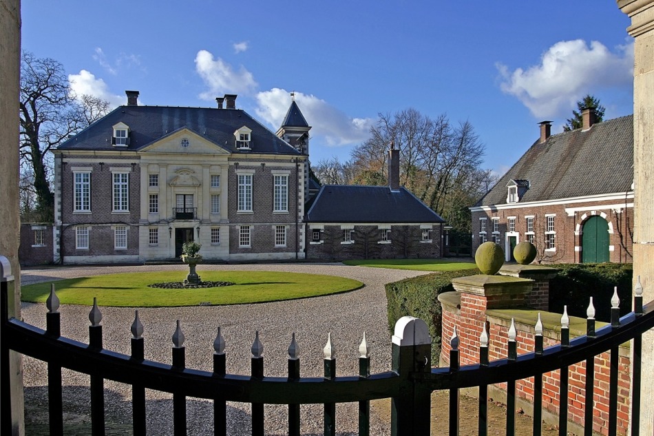 Schloss Diepenheim ( NL )
