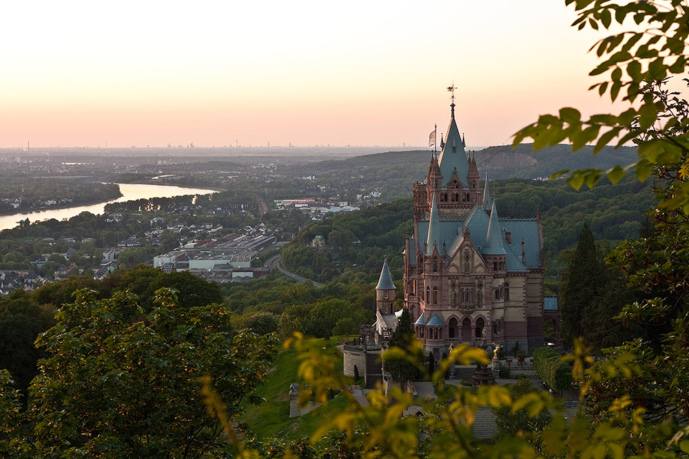 | Schloß Drachenburg |