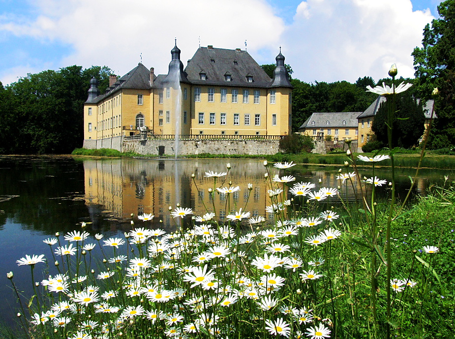 Schloß Dyck am Niederrhein