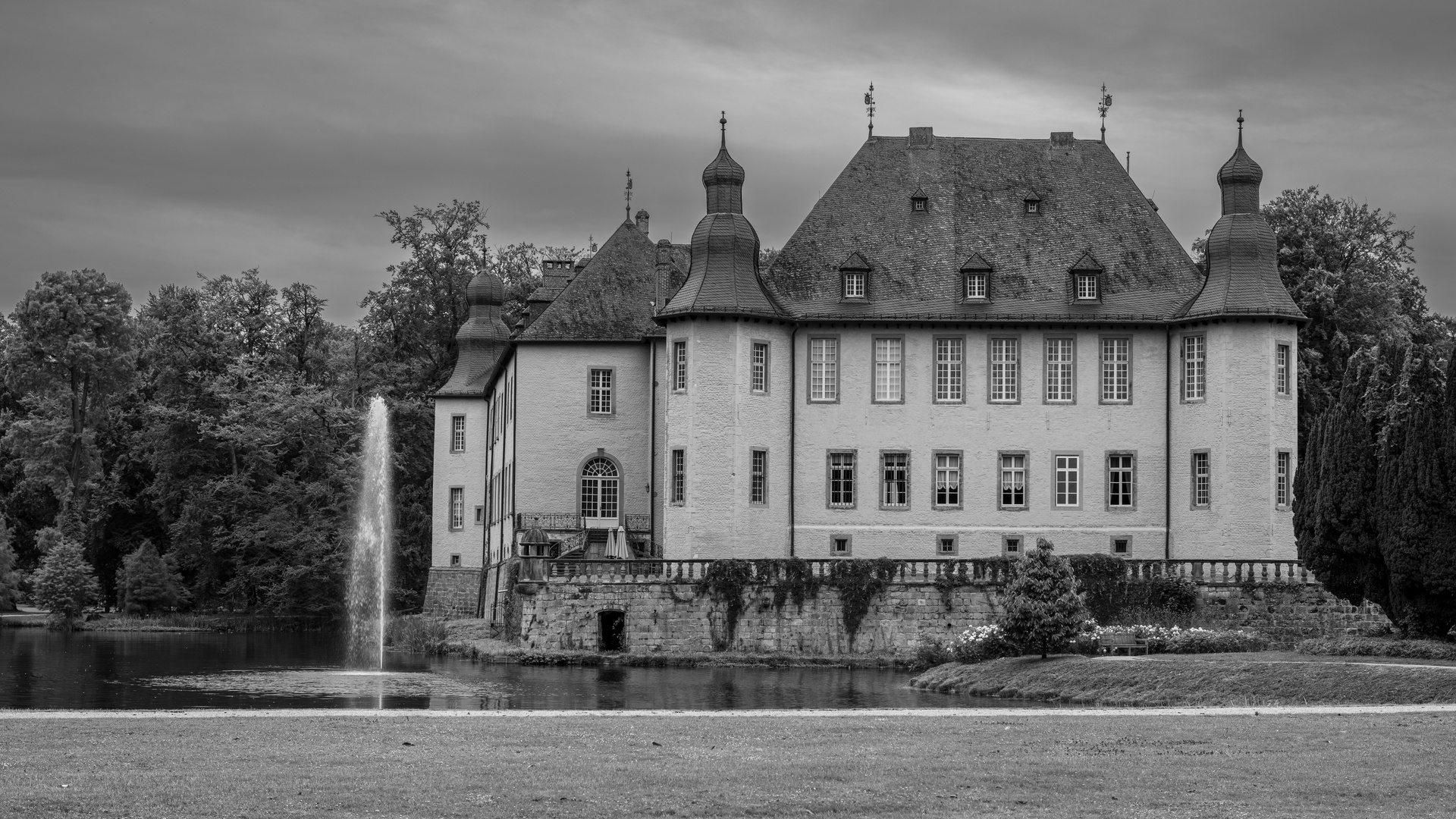 Schloss Dyck, an einem ruhigen Tag.