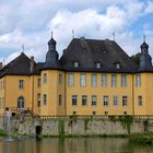 Schloß Dyck  - Hochschloß und Wassergraben