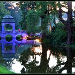 Schloss Dyck - Illunina - beleuchtete Brücke