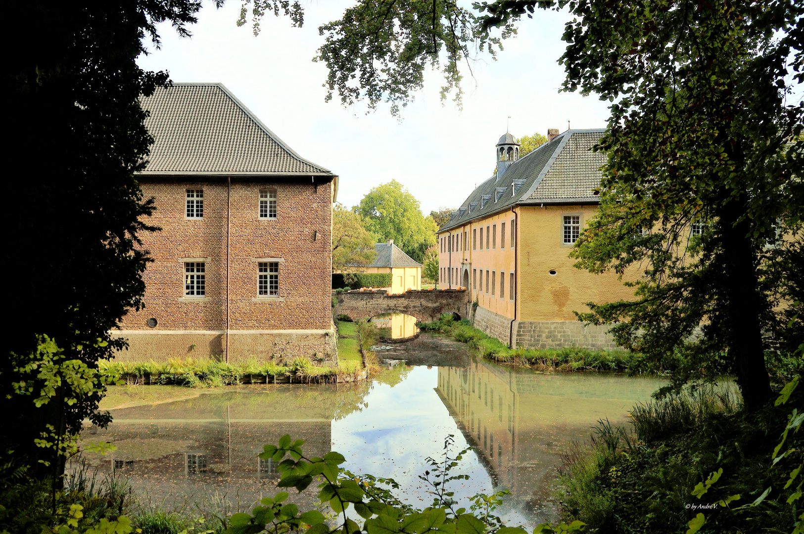 Schloss Dyck im Herbst