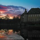 Schloß Dyck in der Abenddämmerung