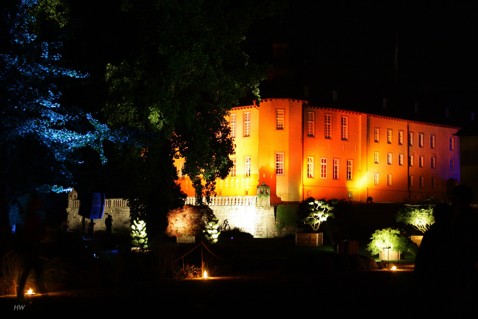 Schloß Dyck in Rot