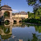 Schloss Dyck mit Hochzeitsbruecke