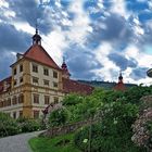 Schloß Eggenberg mit Rosenhügel