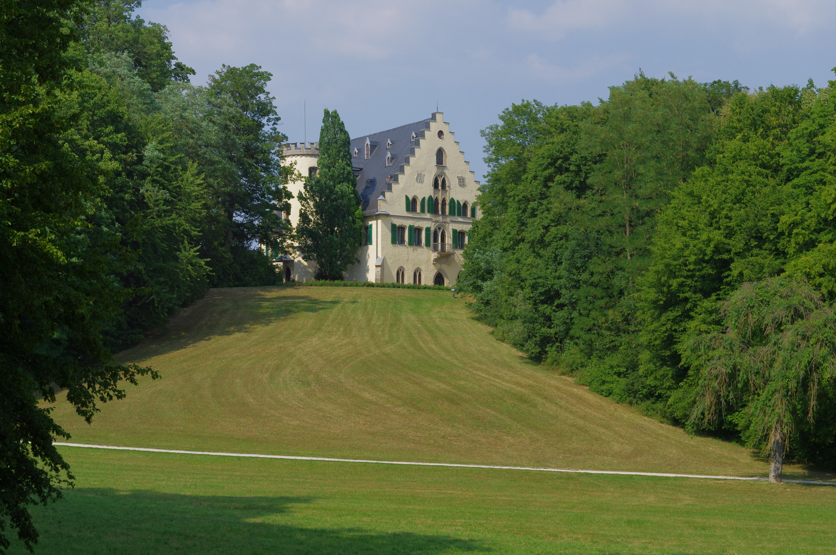 SCHLOSS EHRENBURG im SCHLOSSPARK ROSENAU