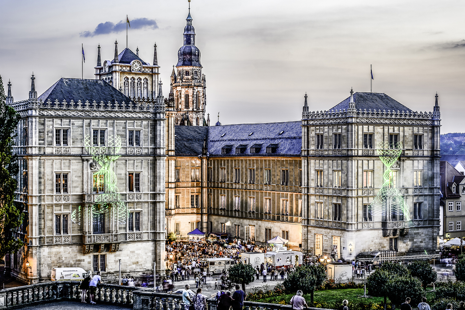 Schloss Ehrenburg - Surrealy Edges Strong