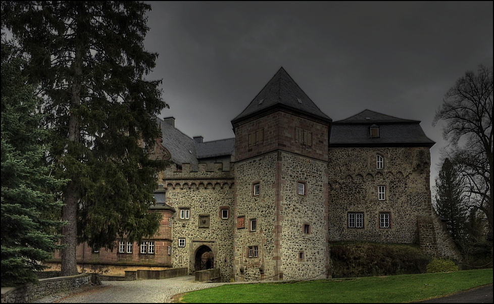 ~~Schloss Eisenbach~~