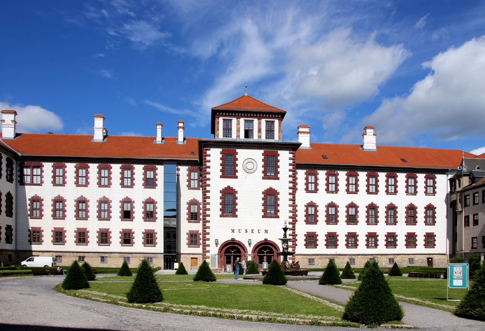 Schloss Elisabethenburg