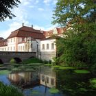 Schloss Ellingen - die Stallungen beim Weiher