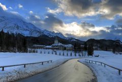 Schloss Elmau bei Mittenwald im Winter