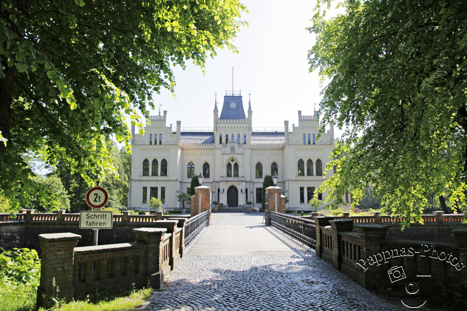 Schloß Evenburg 01