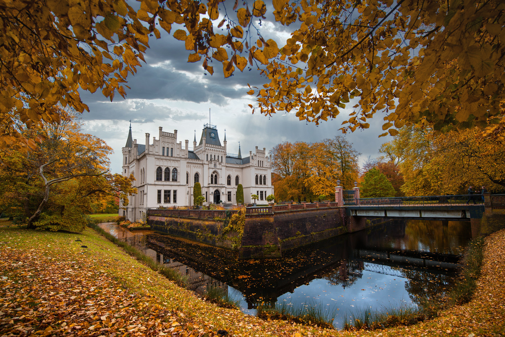 Schloss Evenburg, Leer