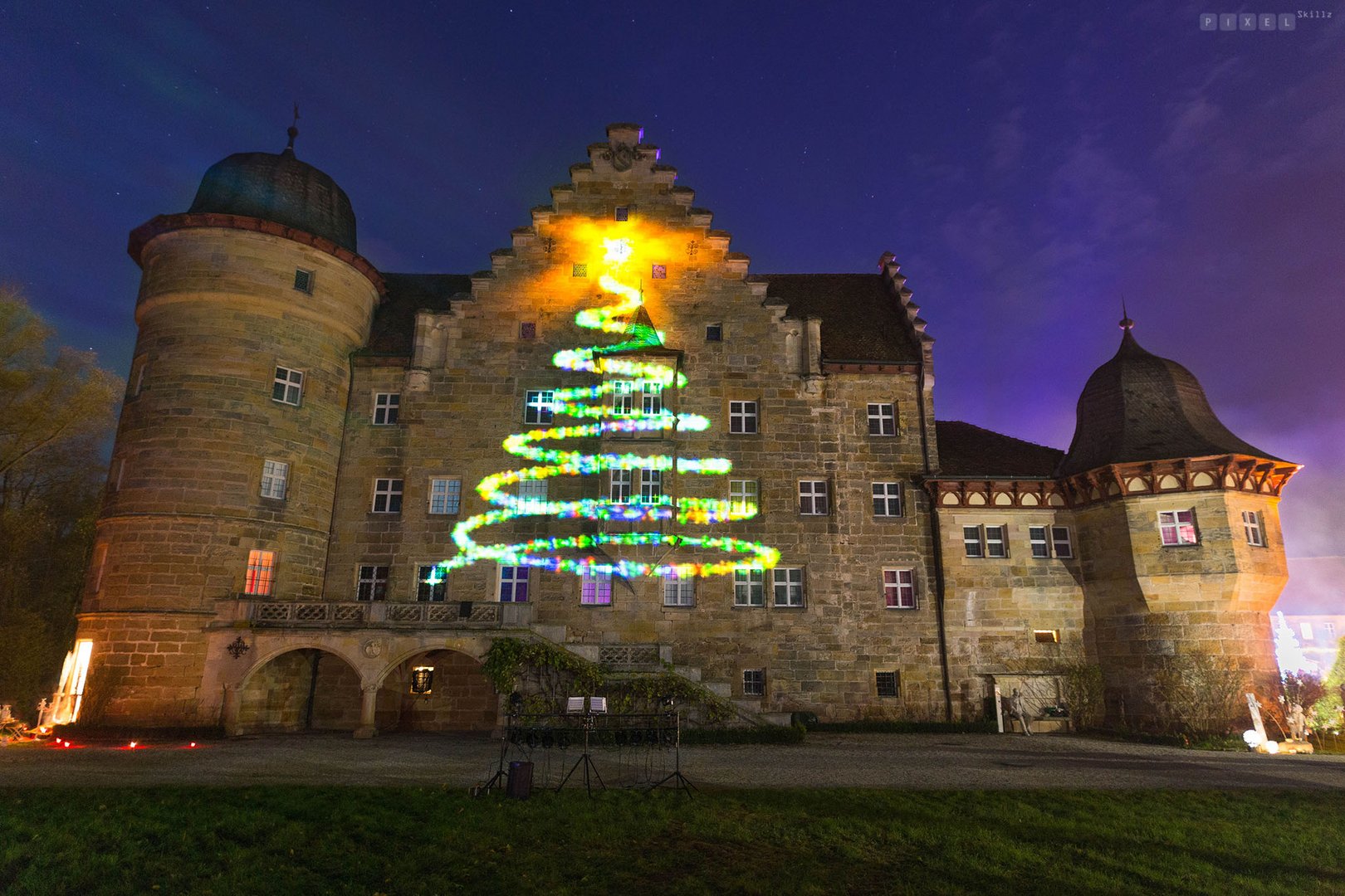 Schloss Eyrichshof bei Nacht