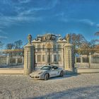Schloss Falkenlust an Porsche Cayman S