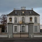 Schloss Falkenlust   -   Westseite