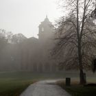 Schloss Favorite im Nebel