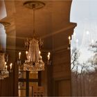 Schloss Favorite Ludwigsburg - Blick durch spiegelndes Fenster ins Innere